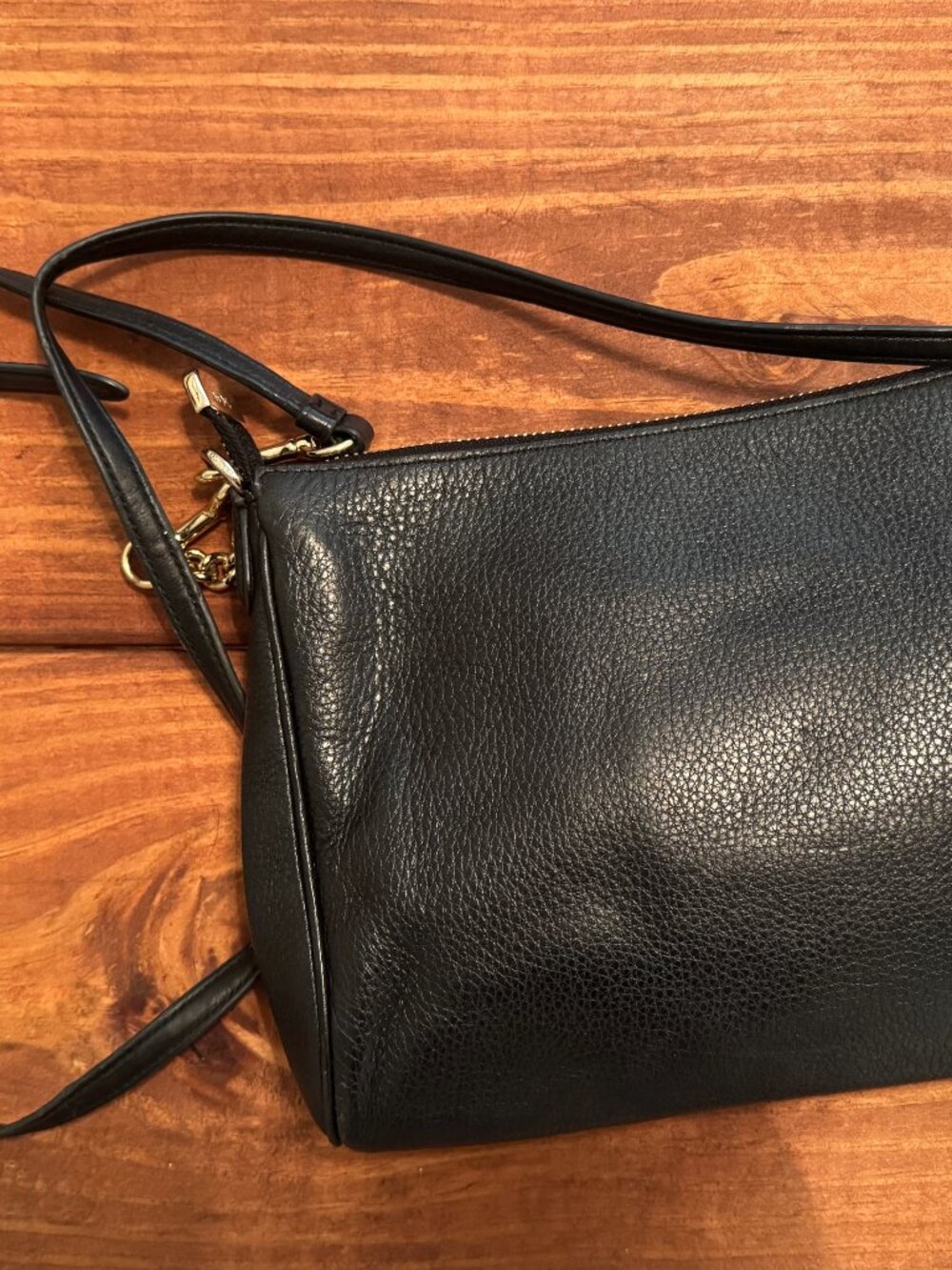 Coach Black Pebbled Leather Crossbody Gold Chain Strap Classic Shoulder Purse - Picture 5 of 15